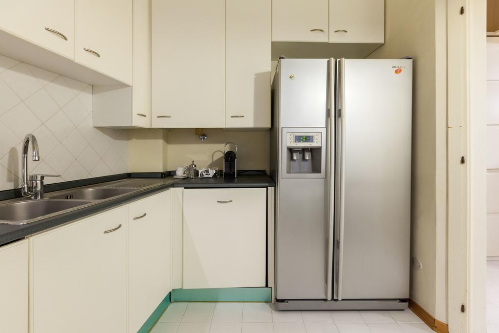 Easyhomes - San Babila Corridoni Milan Exterior photo