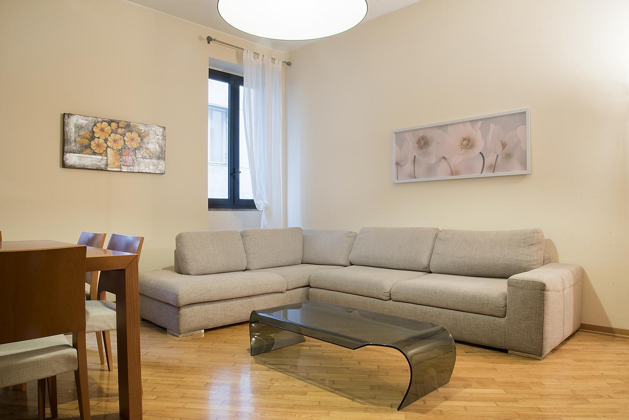 Easyhomes - San Babila Corridoni Milan Exterior photo